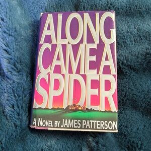 2/7.00 book:Along Came a Spider Hardcover by James Patterson